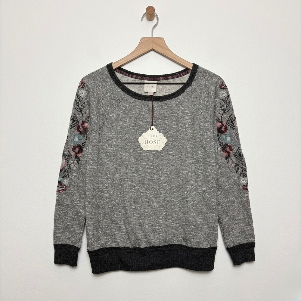 Knox Rose Heather Gray Floral Embroidered Boho Sweatshirt JR1342IUQ Small NEW